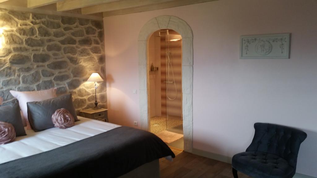 La Maison Sur Les Nuages Hotel Saint-Christophe  Стая снимка